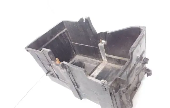 Ford Focus Battery box tray 4M5110723bc