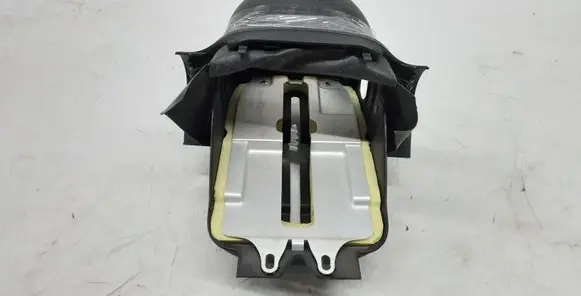 Steering wheel column trim