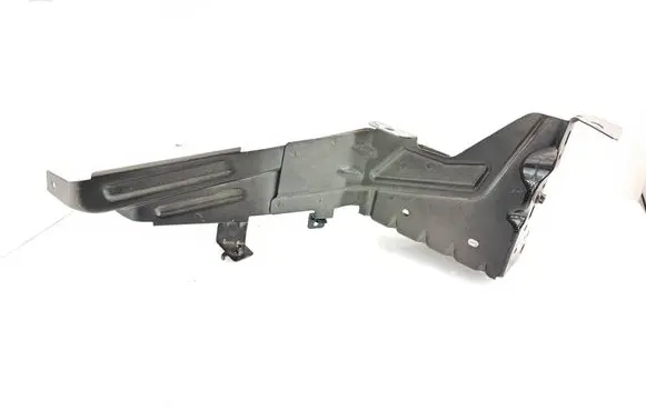 Volvo XC40 Fender mounting bracket 31469386