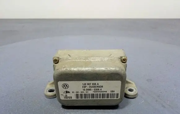 Volkswagen Golf IV ESP acceleration yaw rate sensor 1J0907655A