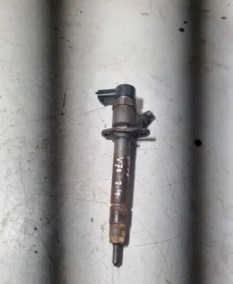 Volvo V70 Fuel injector 0445110078