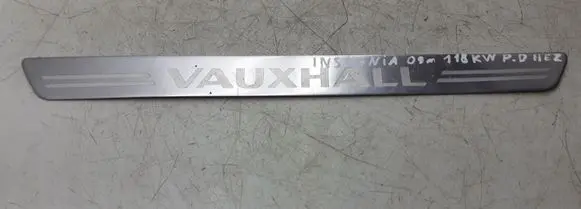 Opel Insignia A Front sill trim cover 13272116 545279093