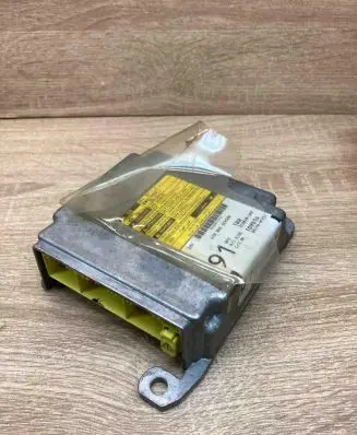 Toyota Corolla Verso AR10 Airbag control unit/module 891700F031 213819103