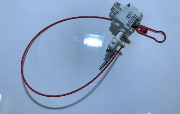 Audi Q7 4L Central locking motor 4L0810773B y07d246n04796