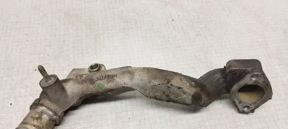 Mazda 6 Engine coolant pipe/hose 30710N