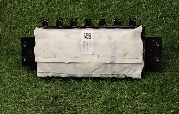 Tesla Model 3 Passenger airbag 641046811D 648328900A