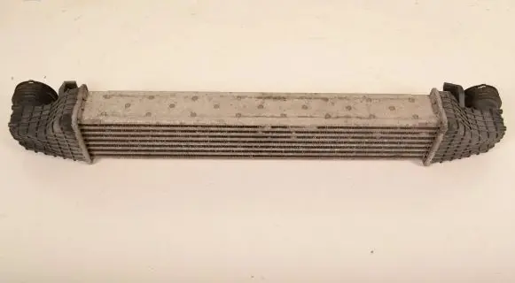 Mercedes-Benz CLS C219 Intercooler radiator A2115003902