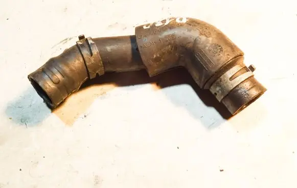 Mercedes-Benz B W245 Engine coolant pipe/hose A6400100982