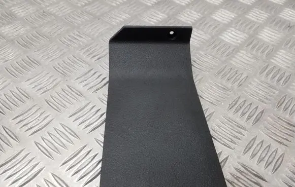 Volkswagen Touran II Seat trim 1T0881457A