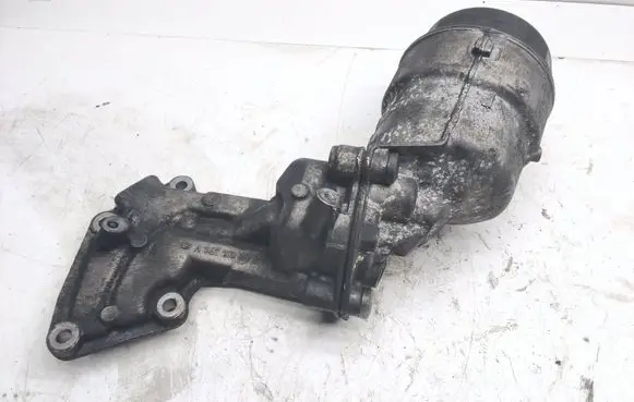 Mercedes-Benz E A207 Oil filter mounting bracket A6421800010