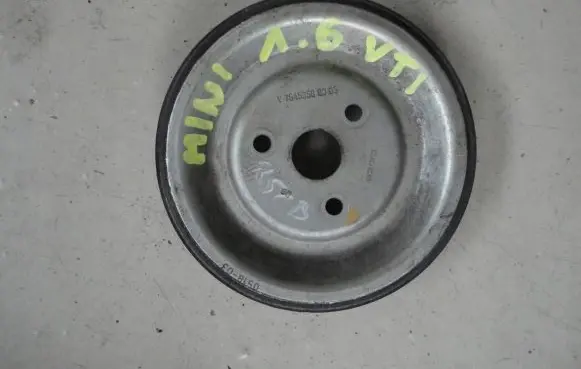 Mini One - Cooper Coupe R56 Water pump pulley 7545958