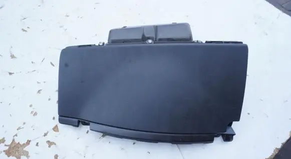 Peugeot Partner Glove box