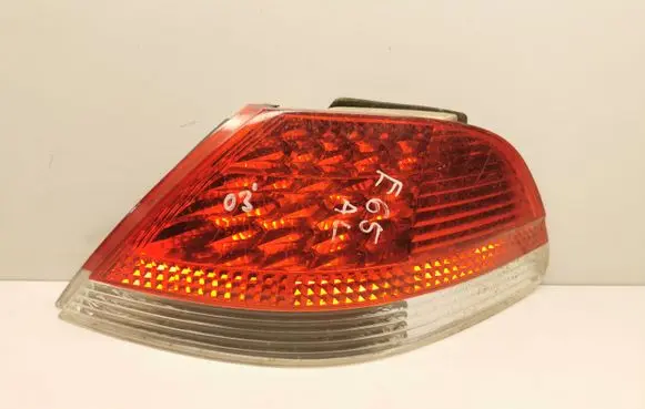 Rear/tail lights