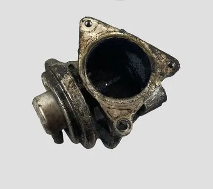 Audi A3 S3 8P EGR valve 038129637D