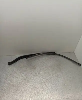 Mercedes-Benz ML W164 Front wiper blade arm A1648200540