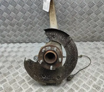 Jaguar XE Front wheel hub GX733K185AB GX733K185A