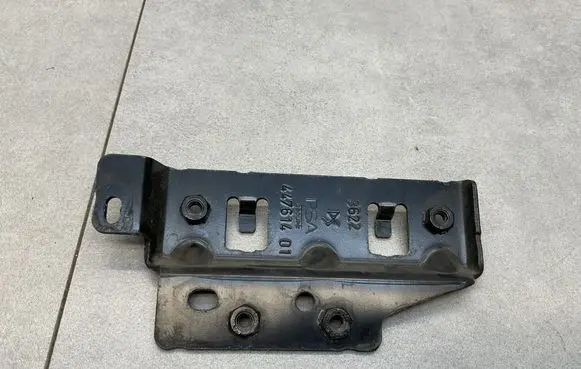 Peugeot 2008 II Distronic sensor bracket 44761401