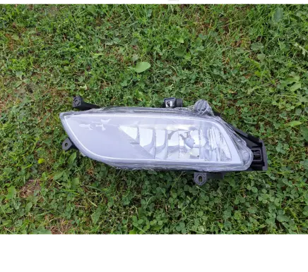 Hyundai Veloster Front fog light 15-2212022R-B 2212022R