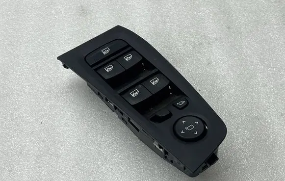 BMW 1 F40 Electric window control switch 7948785