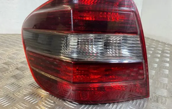 Mercedes-Benz ML W164 Rear/tail lights