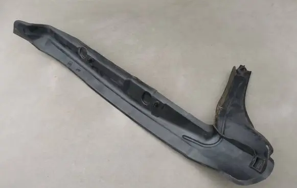 Audi A4 S4 B8 8K Fender end trim 8K0821112C
