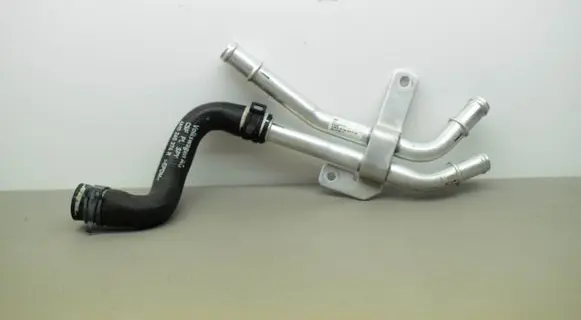 Audi Q7 4M Engine coolant pipe/hose 4M0265374R 4M0819377N