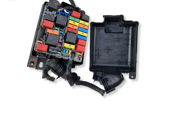 Opel Combo D Fuse 