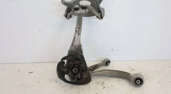 Porsche Macan (95B) Front wheel hub spindle knuckle 