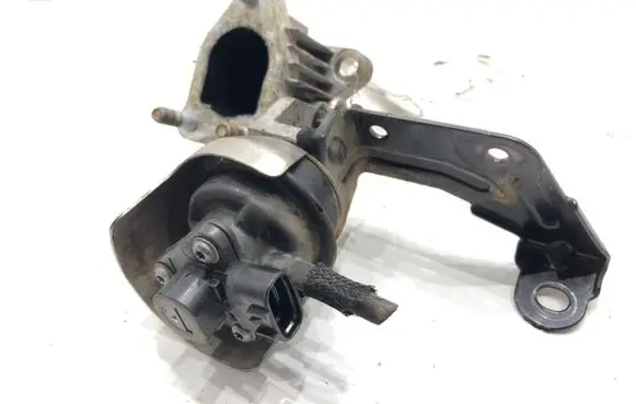 Hyundai Santa Fe EGR valve 