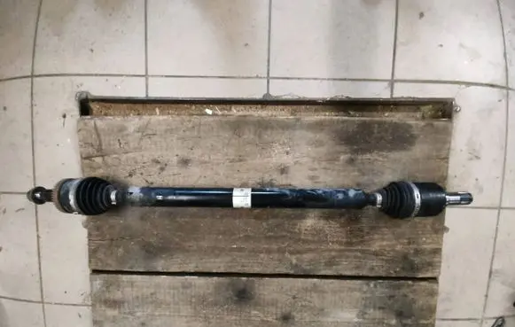 Front driveshaft