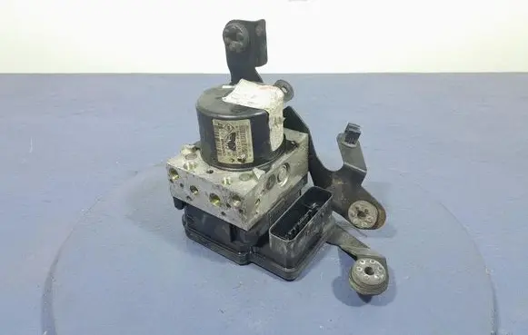 Renault Megane III ABS Pump 476606264R