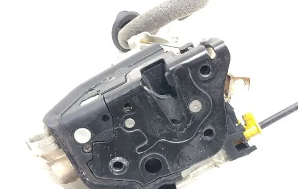 Audi A6 C7 Front door lock 8J1837015C