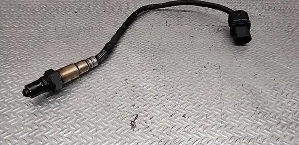 BMW 5 E60 E61 Lambda probe sensor 0281004019
