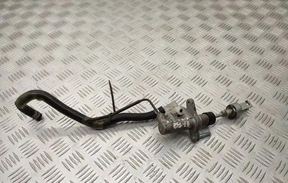 Clutch slave cylinder