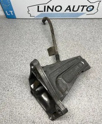 BMW 3 E46 Engine mounting bracket 6754185