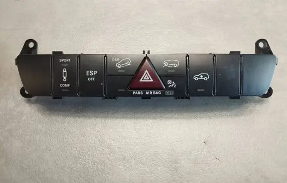 Mercedes-Benz ML W164 Seat heating switch A1648702510 03754803