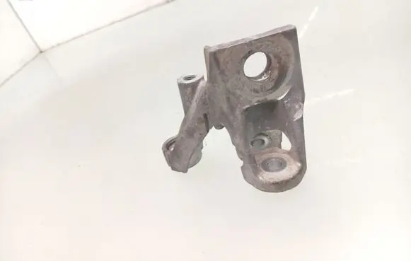 Audi A8 S8 D3 4E Engine mounting bracket 113AD3702