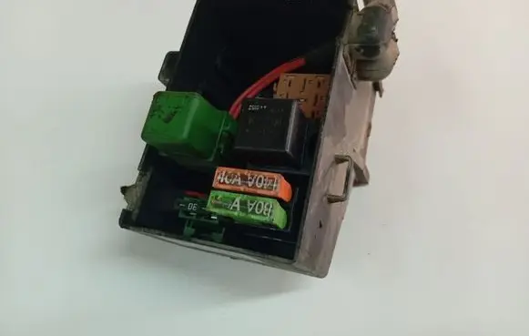 Opel Zafira A Fuse box set 90560119