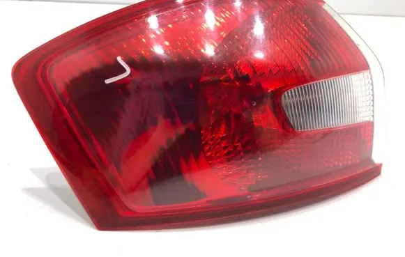 Ford Kuga I Rear/tail lights 8V4113405AH