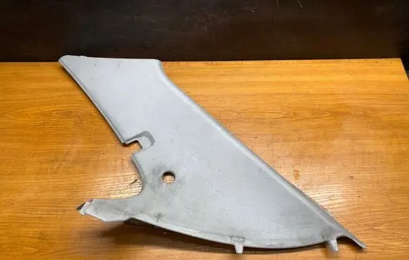 BMW 3 E36 (C) pillar trim 8146204