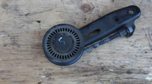 Subaru Outback Timing belt/chain tensioner 