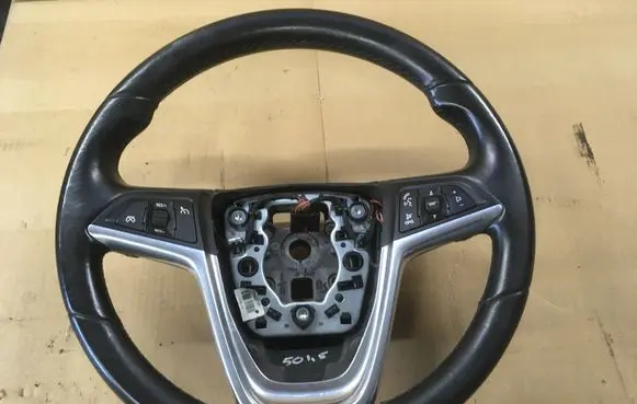 Opel Insignia A Steering wheel 