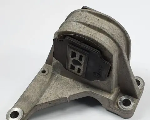 Ford Mondeo Mk III Engine mount vacuum valve 30680770