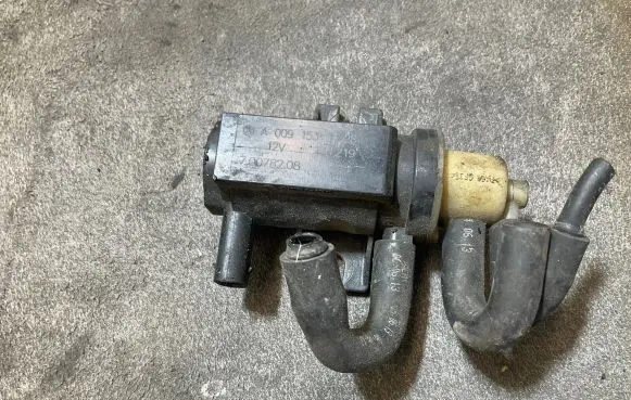 Mercedes-Benz Sprinter W906 Turbo solenoid valve A0091533128 13T219 70078208