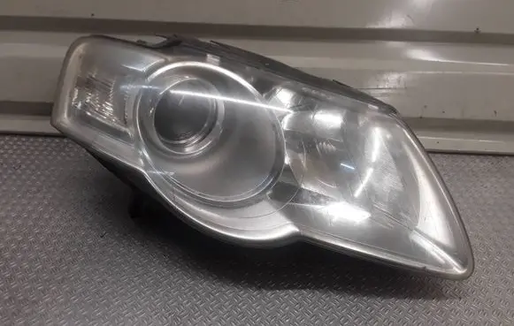 Volkswagen PASSAT B6 Headlight/headlamp 3C0941006Q