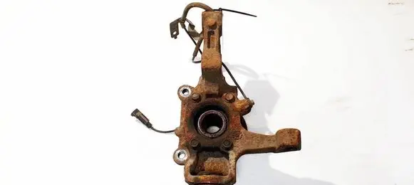 Chrysler Sebring (JS) Front wheel hub 