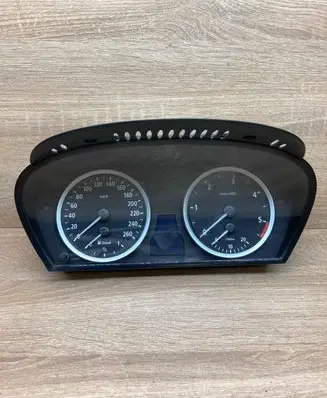 BMW 5 E60 E61 Speedometer (instrument cluster) 9135253 A2C53103634