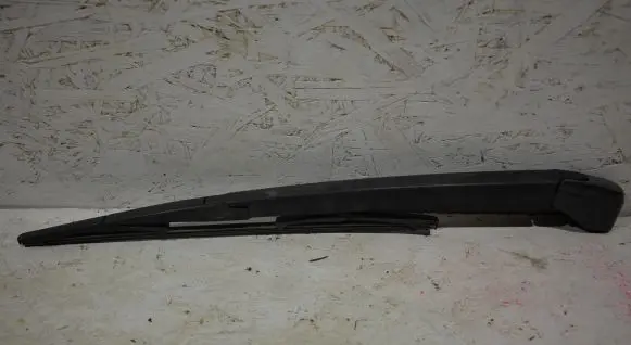Mazda CX-7 Rear wiper blade arm