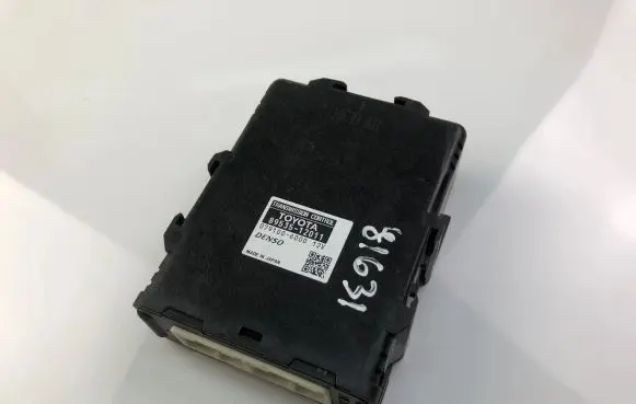 Toyota Auris 150 Other control units/modules 8953512011