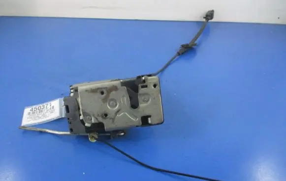 Ford Fiesta Front door lock 2S6AA21812BK